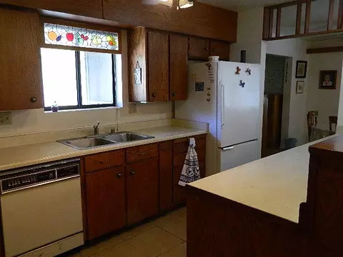 3031 Montgomery, Red Bluff, CA 96080 photo 4