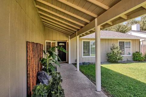 6942 Creekside St, Redding, CA 96001 photo 3