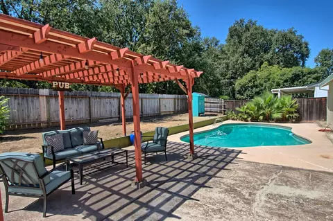 6942 Creekside St, Redding, CA 96001 photo 1