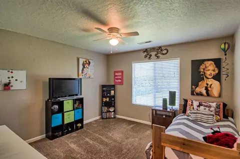 6942 Creekside St, Redding, CA 96001 photo 25