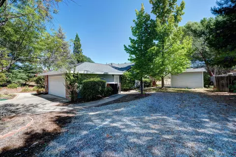 16012 Plateau Cir, Redding, CA 96001 photo 43