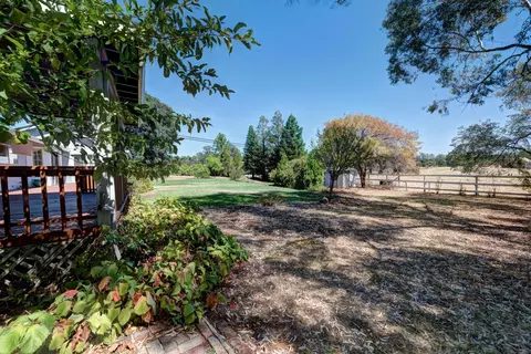 16012 Plateau Cir, Redding, CA 96001 photo 38