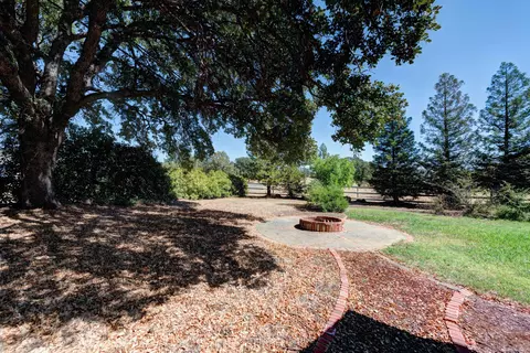 16012 Plateau Cir, Redding, CA 96001 photo 35