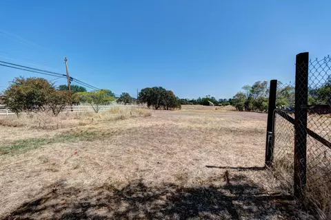 16012 Plateau Cir, Redding, CA 96001 photo 36