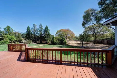 16012 Plateau Cir, Redding, CA 96001 photo 30