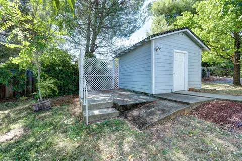 16012 Plateau Cir, Redding, CA 96001 photo 41