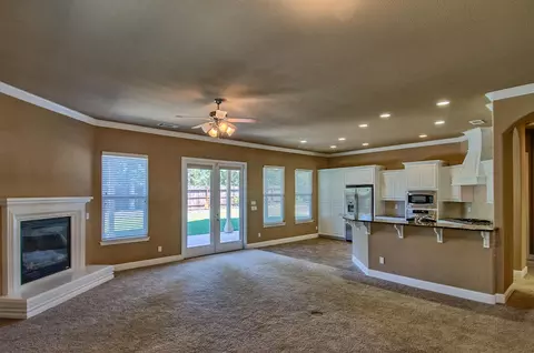 19438 Carnegie Dr, Redding, CA 96003 photo 12