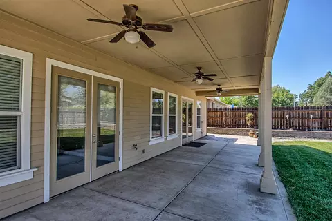 19438 Carnegie Dr, Redding, CA 96003 photo 5