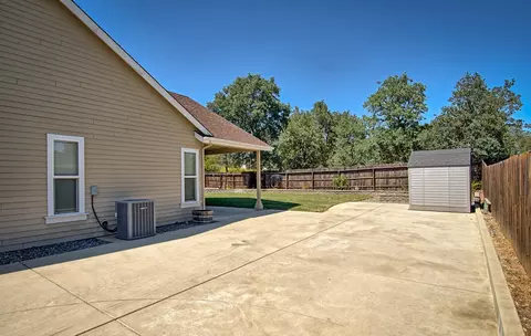19438 Carnegie Dr, Redding, CA 96003 photo 3