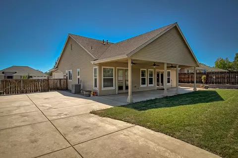 19438 Carnegie Dr, Redding, CA 96003 photo 8