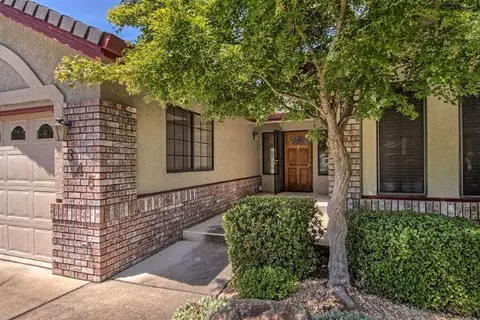346 Vintage Path, Redding, CA 96003 photo 2