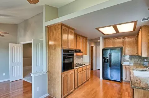 346 Vintage Path, Redding, CA 96003 photo 8