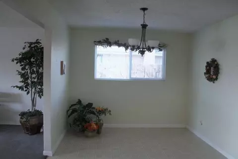 2511 Christian Ave, Redding, CA 96002 photo 3