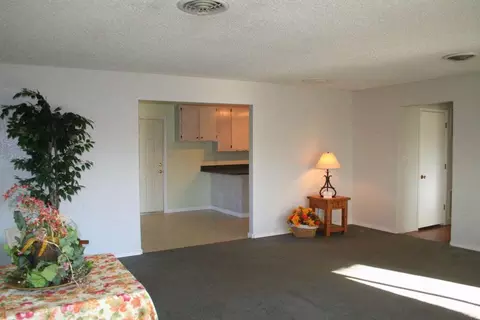 2511 Christian Ave, Redding, CA 96002 photo 2