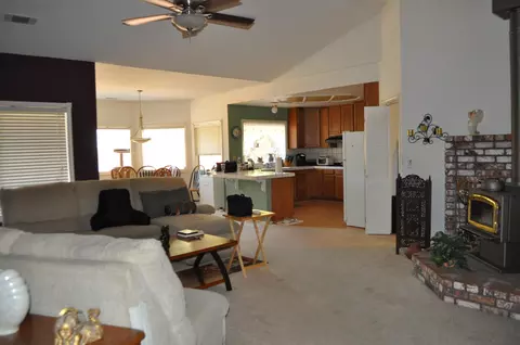 2148 Sophy Pl, Redding, CA 96003 photo 7