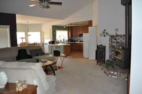 2148 Sophy Pl, Redding, CA 96003 photo 6