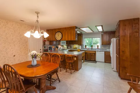 3171 Barrel Ct, Redding, CA 96001 photo 9
