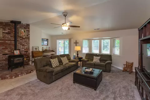 3171 Barrel Ct, Redding, CA 96001 photo 13