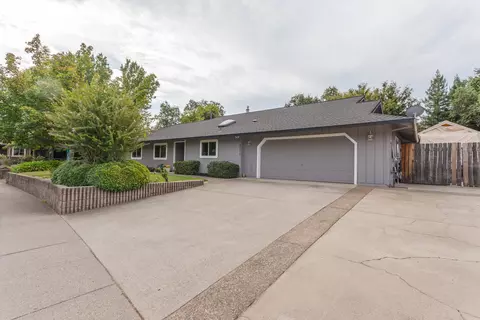 3171 Barrel Ct, Redding, CA 96001 photo 3