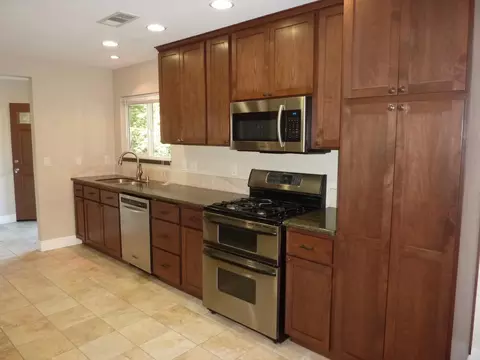 6968 Reflection St, Redding, CA 96001 photo 5