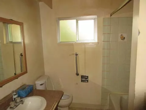 1541 Mistletoe Ln, Redding, CA 96002 photo 9