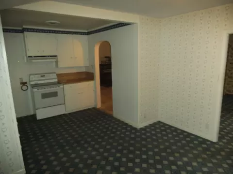 738 Delta St, Redding, CA 96003 photo 5