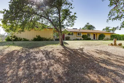 12800 Akrich St, Redding, CA 96003 photo 1
