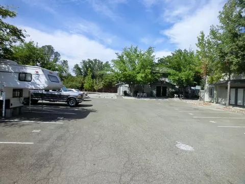 1477 Mishka Ct, Redding, CA 96003 photo 10