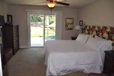 6513 Capitola Pl, Redding, CA 96001 photo 13