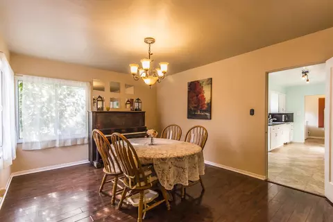 874 Lakeview Dr, Redding, CA 96001 photo 8