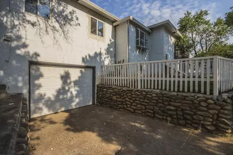 874 Lakeview Dr, Redding, CA 96001 photo 30