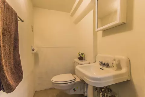 874 Lakeview Dr, Redding, CA 96001 photo 26