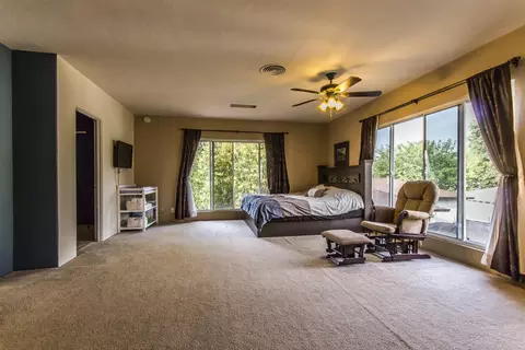 874 Lakeview Dr, Redding, CA 96001 photo 13