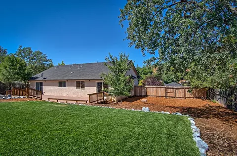 1421 Lakeside Dr, Redding, CA 96001 photo 42
