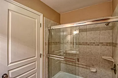 1421 Lakeside Dr, Redding, CA 96001 photo 25