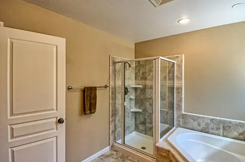 1421 Lakeside Dr, Redding, CA 96001 photo 21
