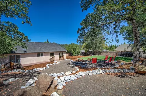 1421 Lakeside Dr, Redding, CA 96001 photo 40