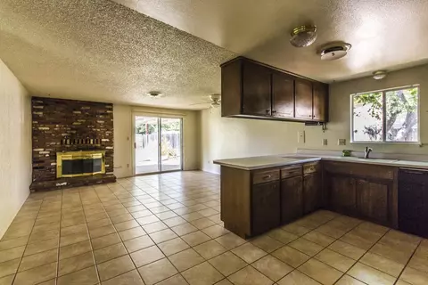 3334 School St, Redding, CA 96002 photo 3