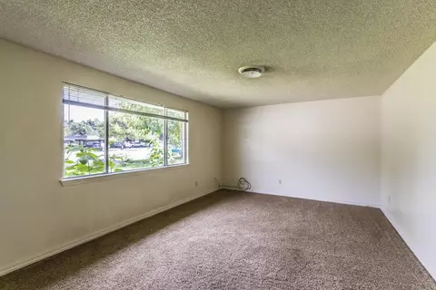 3334 School St, Redding, CA 96002 photo 6