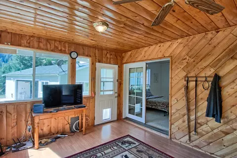 22140 Harr Ridge Rd, Lakehead, CA 96051 photo 28