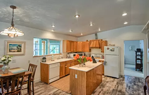 22140 Harr Ridge Rd, Lakehead, CA 96051 photo 8