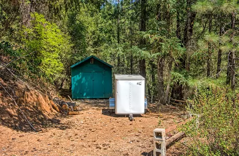 22140 Harr Ridge Rd, Lakehead, CA 96051 photo 41