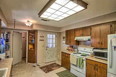 2263 Marilyn Ave, Redding, CA 96002 photo 8