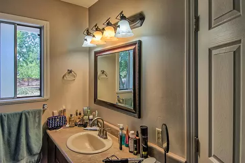 2263 Marilyn Ave, Redding, CA 96002 photo 12