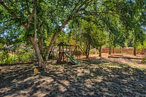 2263 Marilyn Ave, Redding, CA 96002 photo 17