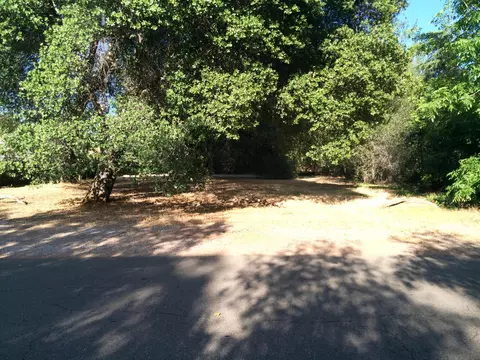 3093 Middleton Ln, Redding, CA 96002 photo 1
