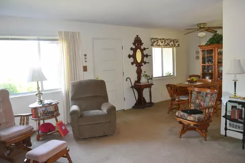 2766 Regal Ave, Redding, CA 96002 photo 7
