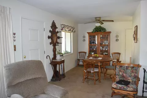 2766 Regal Ave, Redding, CA 96002 photo 6