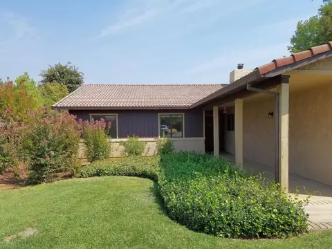 1473 Casa Vereda Way, Redding, CA 96003 photo 3