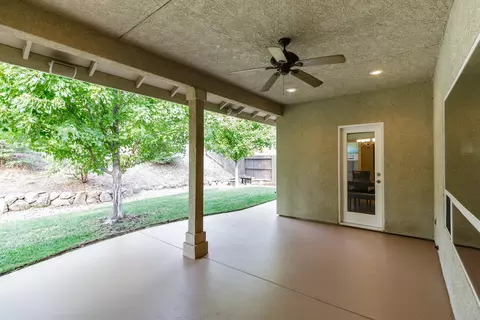 1004 Montclair Dr, Redding, CA 96003 photo 19